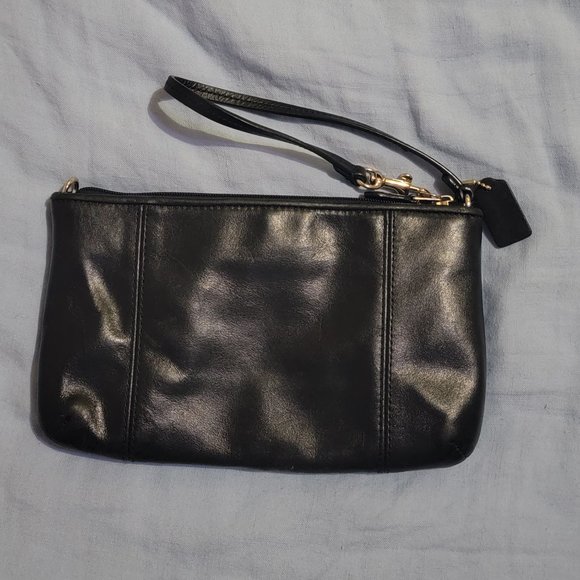 Coach Wristlet - Picture 2 of 4